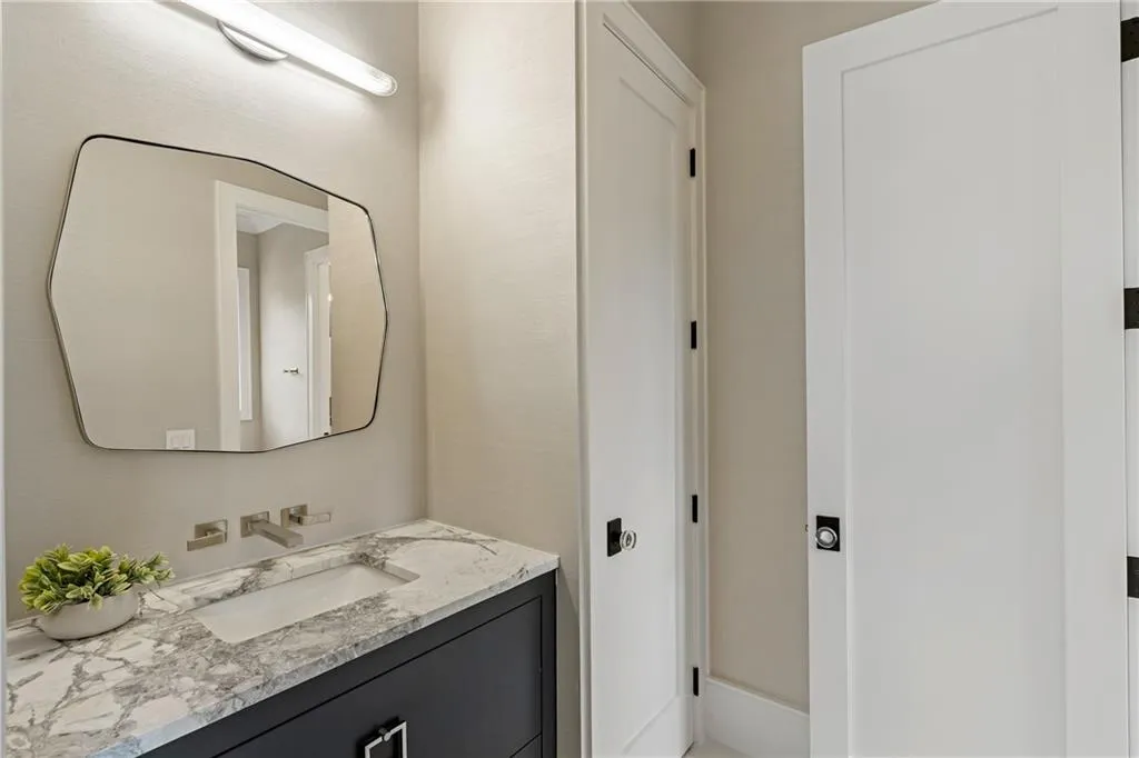 Jack and Jill bathroom on the main level between two bedrooms