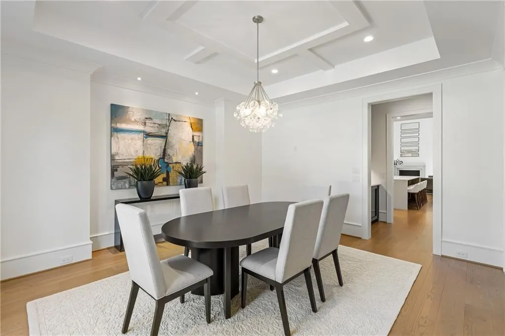 5260 Long Island Drive Nw, Atlanta, Georgia 30327, 8 Bedrooms Bedrooms, ,7 BathroomsBathrooms,Residential,For Sale,5260 Long Island Drive Nw,7646719