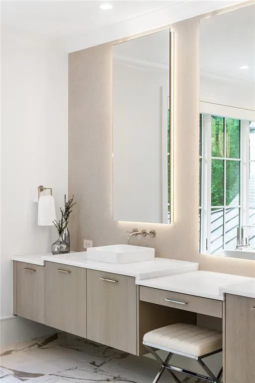 5260 Long Island Drive Nw, Atlanta, Georgia 30327, 8 Bedrooms Bedrooms, ,7 BathroomsBathrooms,Residential,For Sale,5260 Long Island Drive Nw,7646719