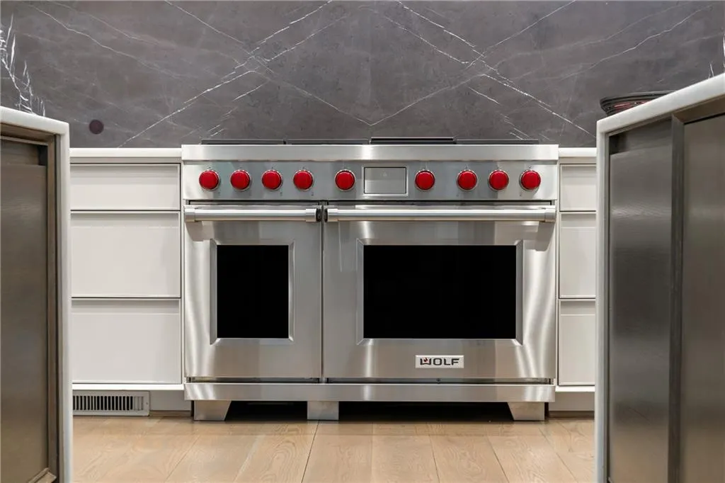 Wolf premium range with double ovens