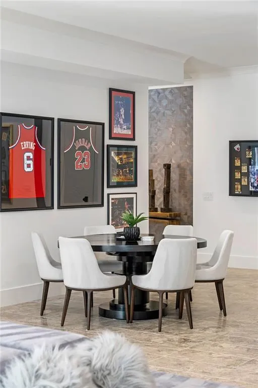 5260 Long Island Drive Nw, Atlanta, Georgia 30327, 8 Bedrooms Bedrooms, ,7 BathroomsBathrooms,Residential,For Sale,5260 Long Island Drive Nw,7646719