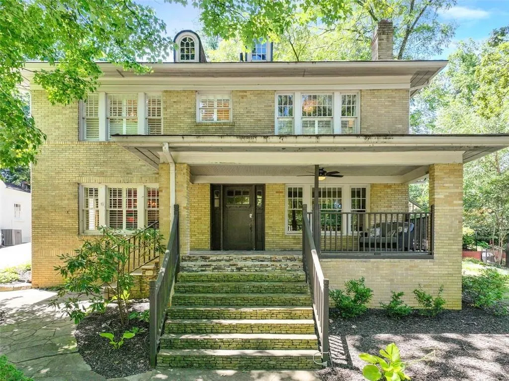 405 Brentwood Drive Ne, Atlanta, Georgia 30305, 4 Bedrooms Bedrooms, ,3 BathroomsBathrooms,Residential,For Sale,405 Brentwood Drive Ne,7617055