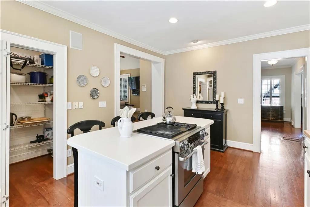 405 Brentwood Drive Ne, Atlanta, Georgia 30305, 4 Bedrooms Bedrooms, ,3 BathroomsBathrooms,Residential,For Sale,405 Brentwood Drive Ne,7617055