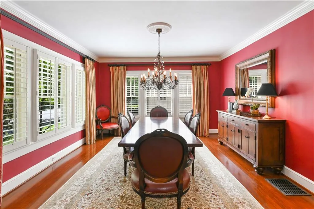 405 Brentwood Drive Ne, Atlanta, Georgia 30305, 4 Bedrooms Bedrooms, ,3 BathroomsBathrooms,Residential,For Sale,405 Brentwood Drive Ne,7617055