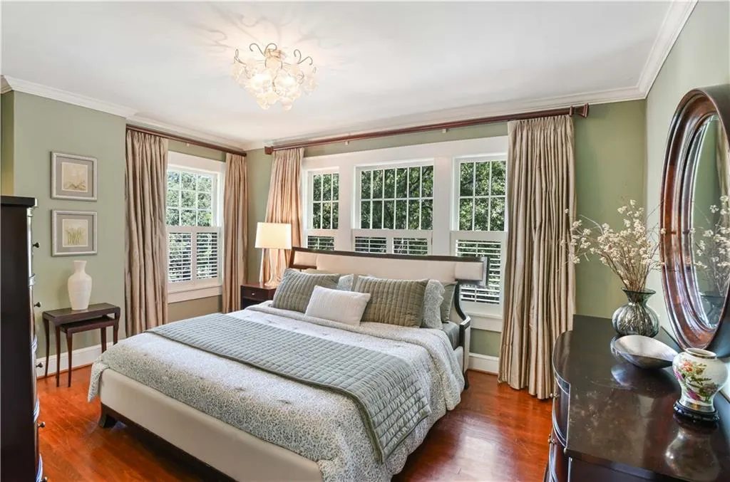 405 Brentwood Drive Ne, Atlanta, Georgia 30305, 4 Bedrooms Bedrooms, ,3 BathroomsBathrooms,Residential,For Sale,405 Brentwood Drive Ne,7617055