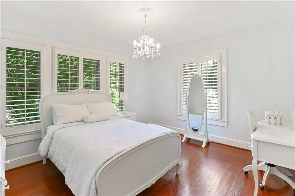 405 Brentwood Drive Ne, Atlanta, Georgia 30305, 4 Bedrooms Bedrooms, ,3 BathroomsBathrooms,Residential,For Sale,405 Brentwood Drive Ne,7617055
