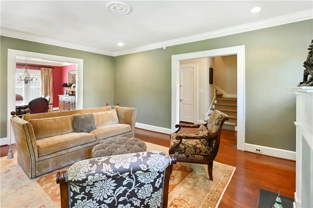 405 Brentwood Drive Ne, Atlanta, Georgia 30305, 4 Bedrooms Bedrooms, ,3 BathroomsBathrooms,Residential,For Sale,405 Brentwood Drive Ne,7617055