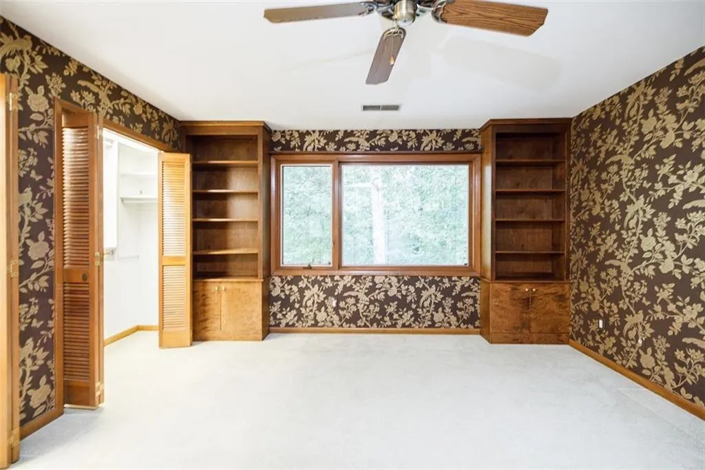 1665 Chevron Way, Sandy Springs, Georgia 30350, 5 Bedrooms Bedrooms, ,4 BathroomsBathrooms,Residential,For Sale,1665 Chevron Way,7629275