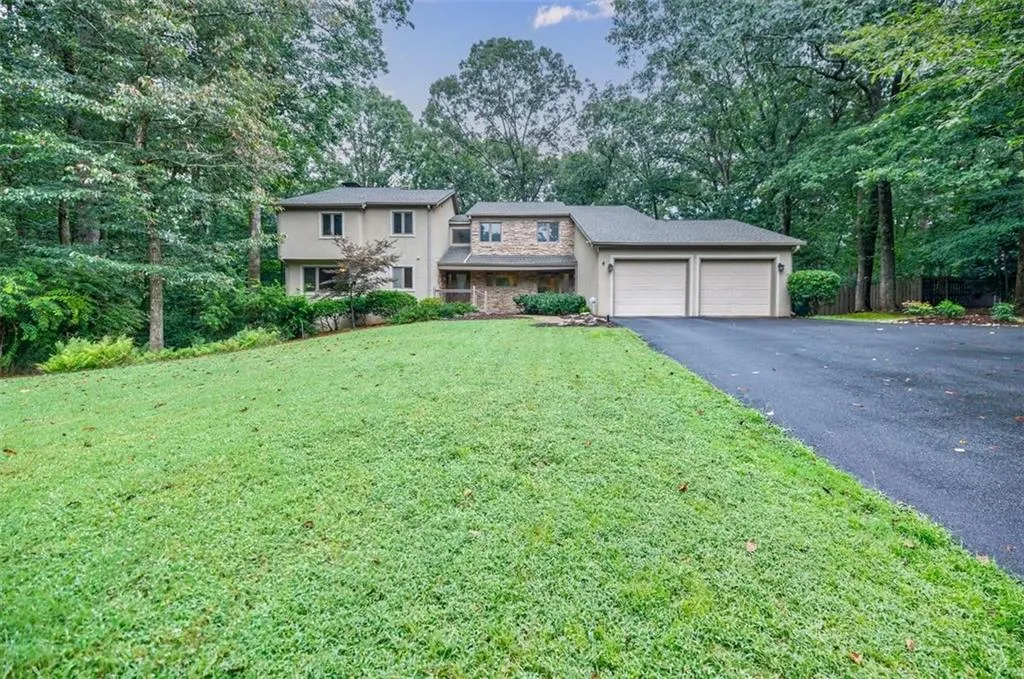1665 Chevron Way, Sandy Springs, Georgia 30350, 5 Bedrooms Bedrooms, ,4 BathroomsBathrooms,Residential,For Sale,1665 Chevron Way,7629275