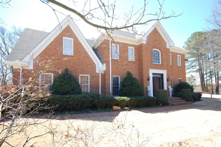 105 View Hill Court, Sandy Springs, Georgia 30350