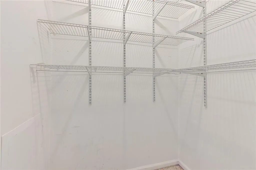 5667 Kingsport Drive, Sandy Springs, Georgia 30342, 2 Bedrooms Bedrooms, ,1 BathroomBathrooms,Residential,Sold,5667 Kingsport Drive,6604363