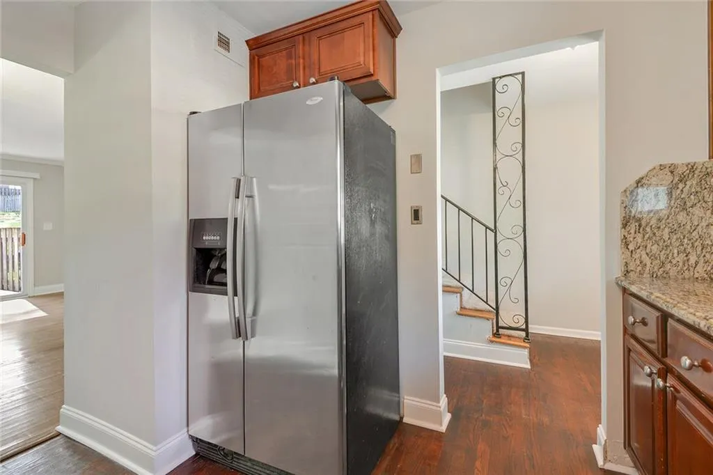 5667 Kingsport Drive, Sandy Springs, Georgia 30342, 2 Bedrooms Bedrooms, ,1 BathroomBathrooms,Residential,Sold,5667 Kingsport Drive,6604363