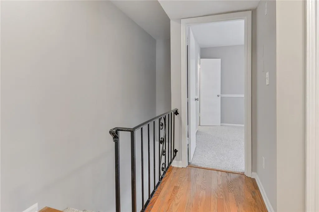 5667 Kingsport Drive, Sandy Springs, Georgia 30342, 2 Bedrooms Bedrooms, ,1 BathroomBathrooms,Residential,Sold,5667 Kingsport Drive,6604363