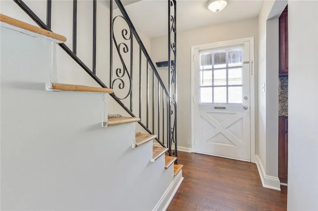 5667 Kingsport Drive, Sandy Springs, Georgia 30342, 2 Bedrooms Bedrooms, ,1 BathroomBathrooms,Residential,Sold,5667 Kingsport Drive,6604363