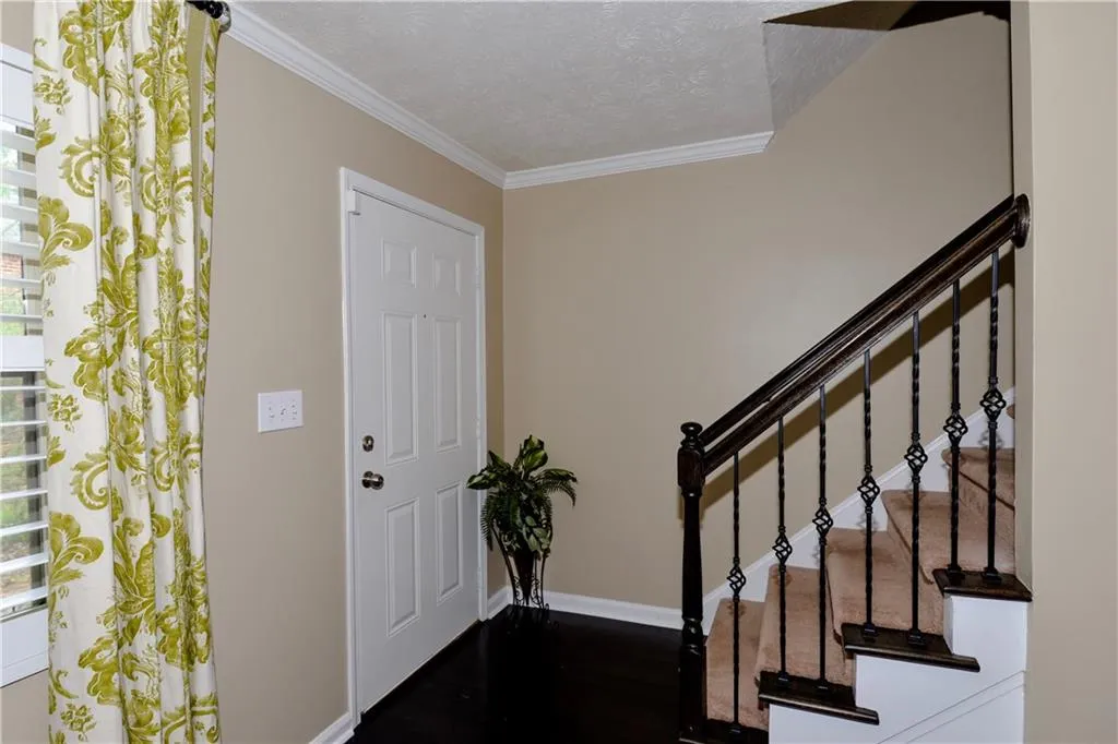 115 Winding River Drive Unit B, Atlanta, Georgia 30350, 3 Bedrooms Bedrooms, ,2 BathroomsBathrooms,Residential,Sold,115 Winding River Drive Unit B,6014278