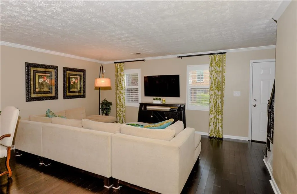 115 Winding River Drive Unit B, Atlanta, Georgia 30350, 3 Bedrooms Bedrooms, ,2 BathroomsBathrooms,Residential,Sold,115 Winding River Drive Unit B,6014278