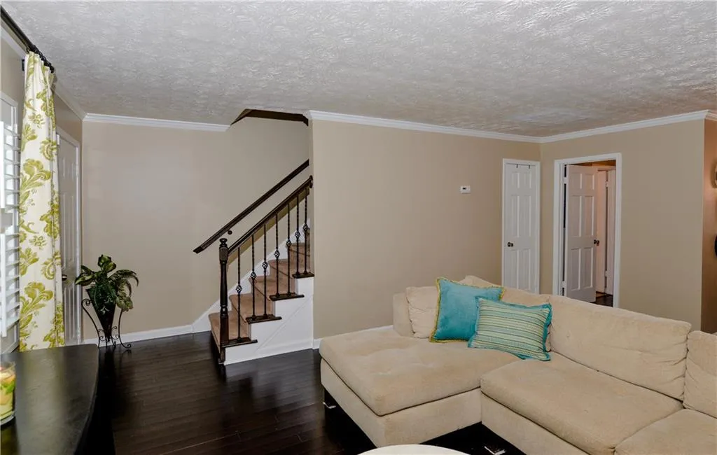 115 Winding River Drive Unit B, Atlanta, Georgia 30350, 3 Bedrooms Bedrooms, ,2 BathroomsBathrooms,Residential,Sold,115 Winding River Drive Unit B,6014278