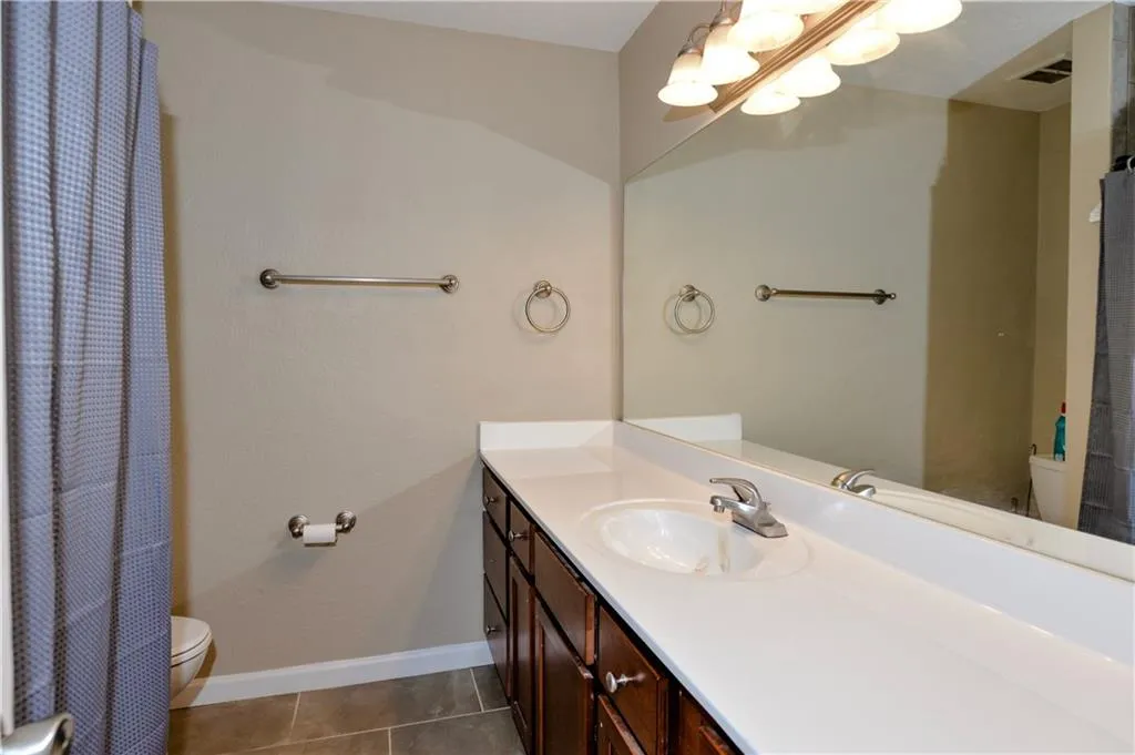 115 Winding River Drive Unit B, Atlanta, Georgia 30350, 3 Bedrooms Bedrooms, ,2 BathroomsBathrooms,Residential,Sold,115 Winding River Drive Unit B,6014278