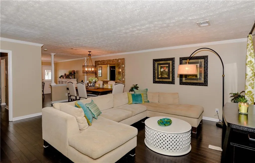 115 Winding River Drive Unit B, Atlanta, Georgia 30350, 3 Bedrooms Bedrooms, ,2 BathroomsBathrooms,Residential,Sold,115 Winding River Drive Unit B,6014278