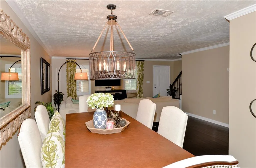 115 Winding River Drive Unit B, Atlanta, Georgia 30350, 3 Bedrooms Bedrooms, ,2 BathroomsBathrooms,Residential,Sold,115 Winding River Drive Unit B,6014278