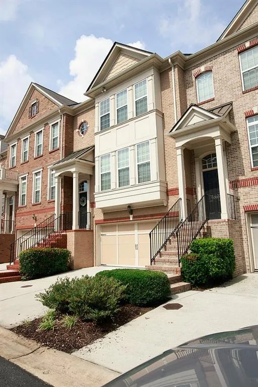 5004 Ridgemont Walk Se Unit 19, Atlanta, Georgia 30339, 4 Bedrooms Bedrooms, 0 ,2 BathroomsBathrooms,Residential,For Sale,5004 Ridgemont Walk Se Unit 19,7826631