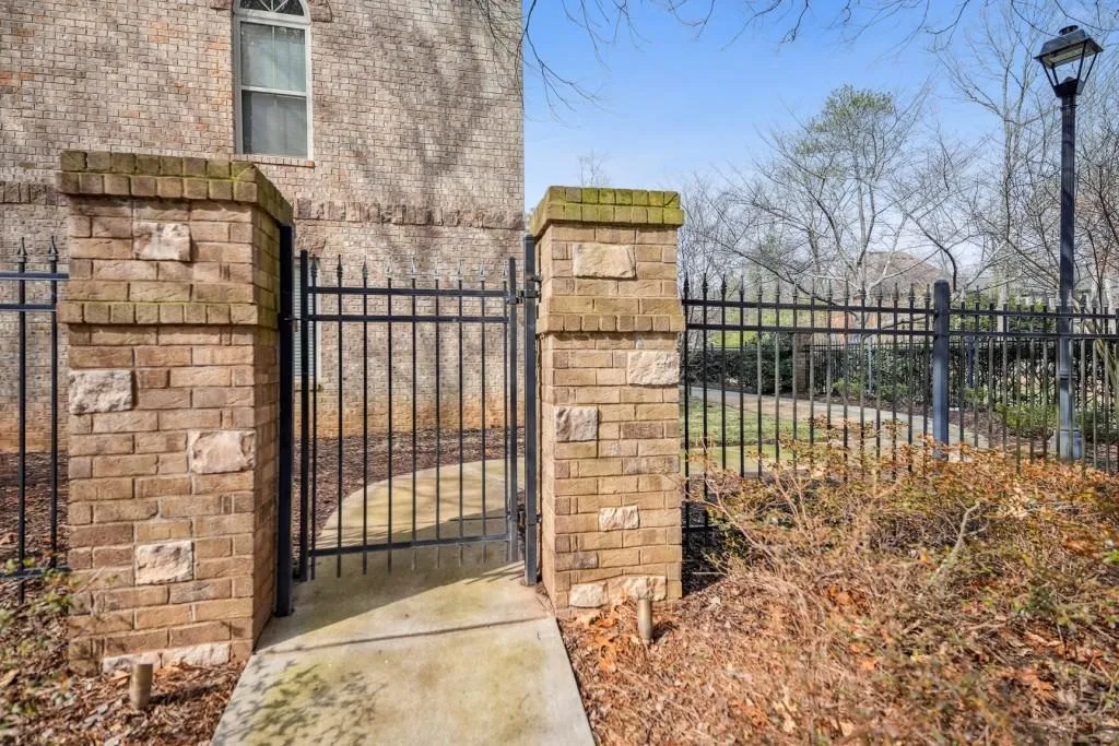 934 Telfair Close, Sandy Springs, Georgia 30350, 3 Bedrooms Bedrooms, ,3 BathroomsBathrooms,Residential,Sold,934 Telfair Close,7172065