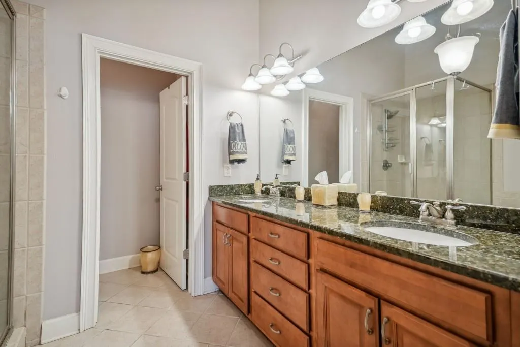 934 Telfair Close, Sandy Springs, Georgia 30350, 3 Bedrooms Bedrooms, ,3 BathroomsBathrooms,Residential,Sold,934 Telfair Close,7172065