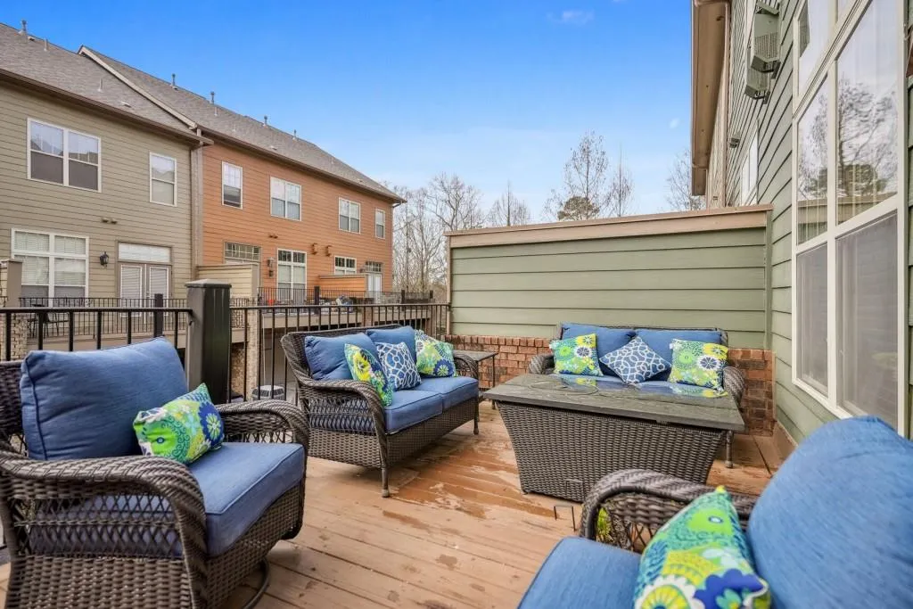 934 Telfair Close, Sandy Springs, Georgia 30350, 3 Bedrooms Bedrooms, ,3 BathroomsBathrooms,Residential,Sold,934 Telfair Close,7172065