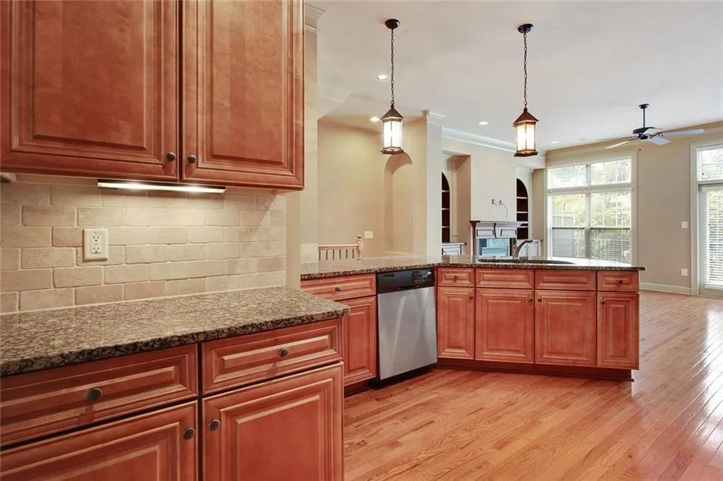 918 Telfair Close Unit 918, Sandy Springs, Georgia 30350, 3 Bedrooms Bedrooms, ,3 BathroomsBathrooms,Residential,Sold,918 Telfair Close Unit 918,5767636