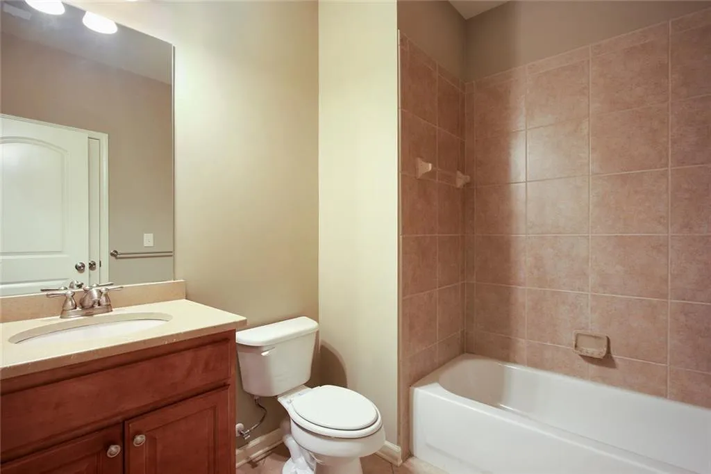 918 Telfair Close Unit 918, Sandy Springs, Georgia 30350, 3 Bedrooms Bedrooms, ,3 BathroomsBathrooms,Residential,Sold,918 Telfair Close Unit 918,5767636