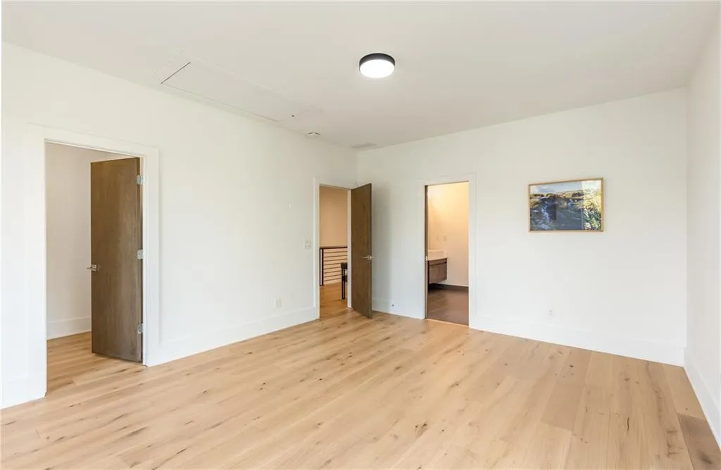1045 Shepherds Lane Ne, Atlanta, Georgia 30324, 4 Bedrooms Bedrooms, ,3 BathroomsBathrooms,Residential,For Sale,1045 Shepherds Lane Ne,7653656