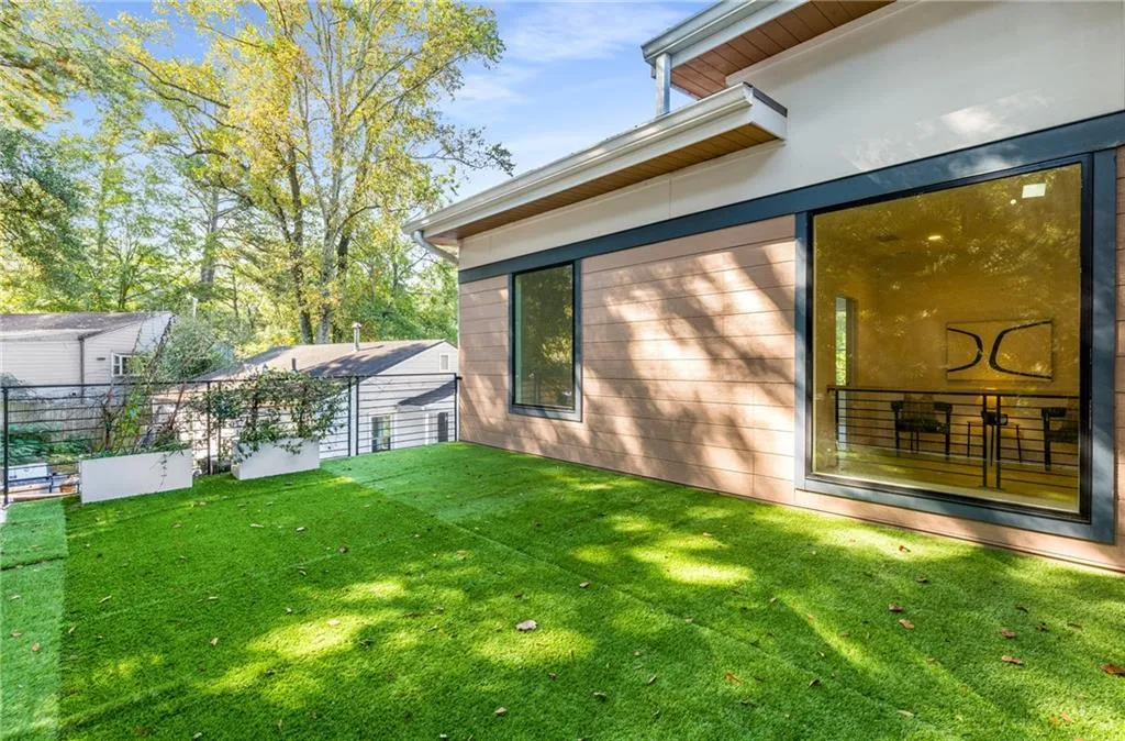 1045 Shepherds Lane Ne, Atlanta, Georgia 30324, 4 Bedrooms Bedrooms, ,3 BathroomsBathrooms,Residential,For Sale,1045 Shepherds Lane Ne,7653656