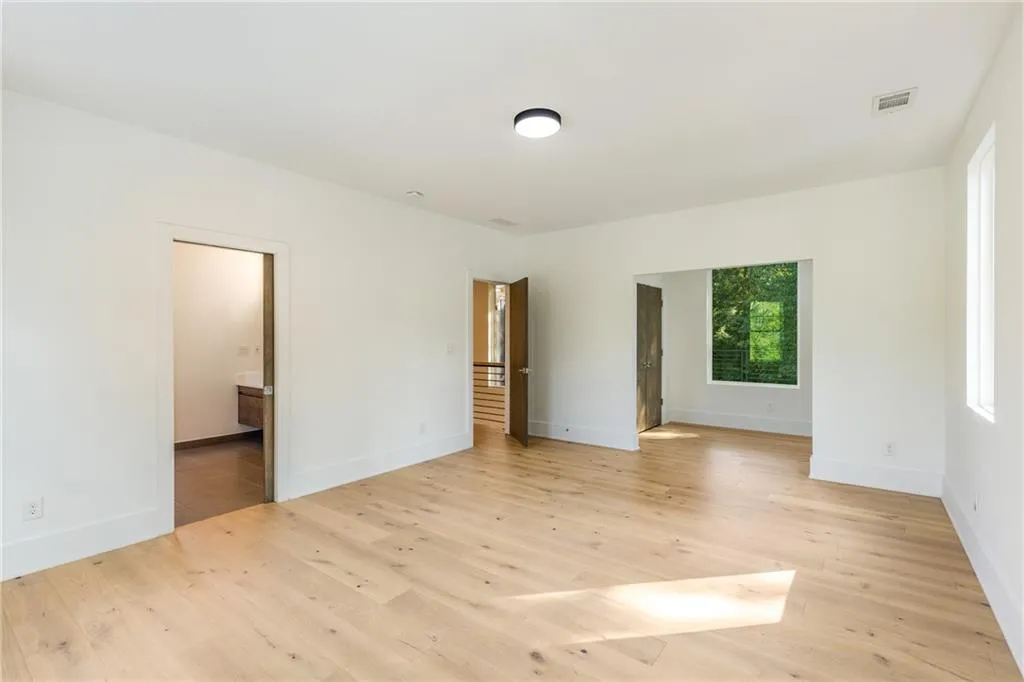 1045 Shepherds Lane Ne, Atlanta, Georgia 30324, 4 Bedrooms Bedrooms, ,3 BathroomsBathrooms,Residential,For Sale,1045 Shepherds Lane Ne,7653656