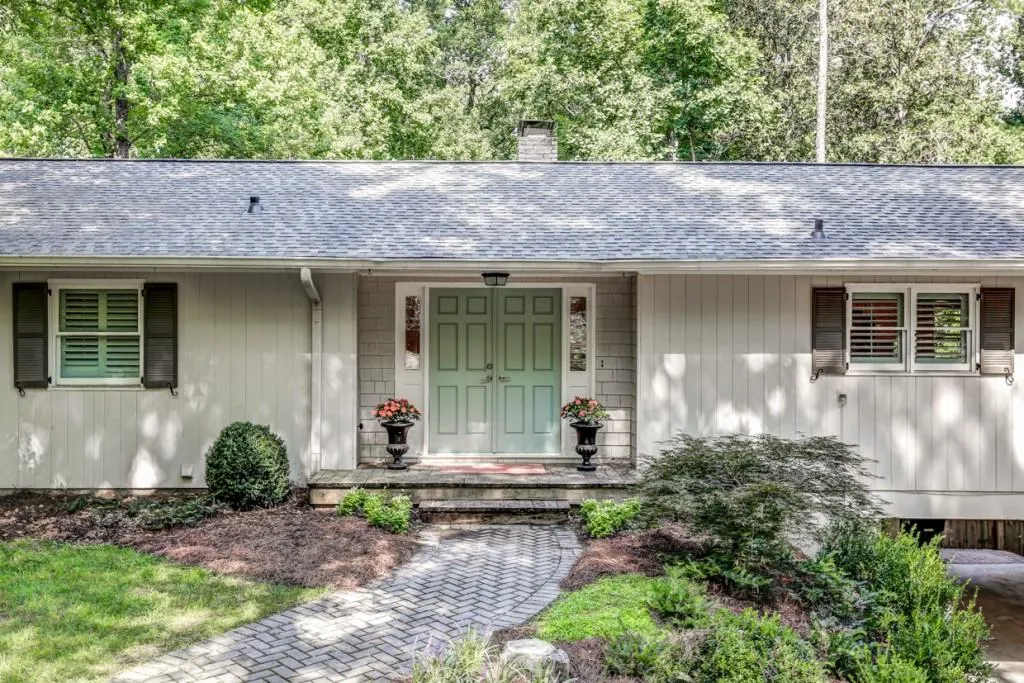 3240 Pinestream Road, Atlanta, Georgia 30327, 4 Bedrooms Bedrooms, ,3 BathroomsBathrooms,Residential,Sold,3240 Pinestream Road,5878222