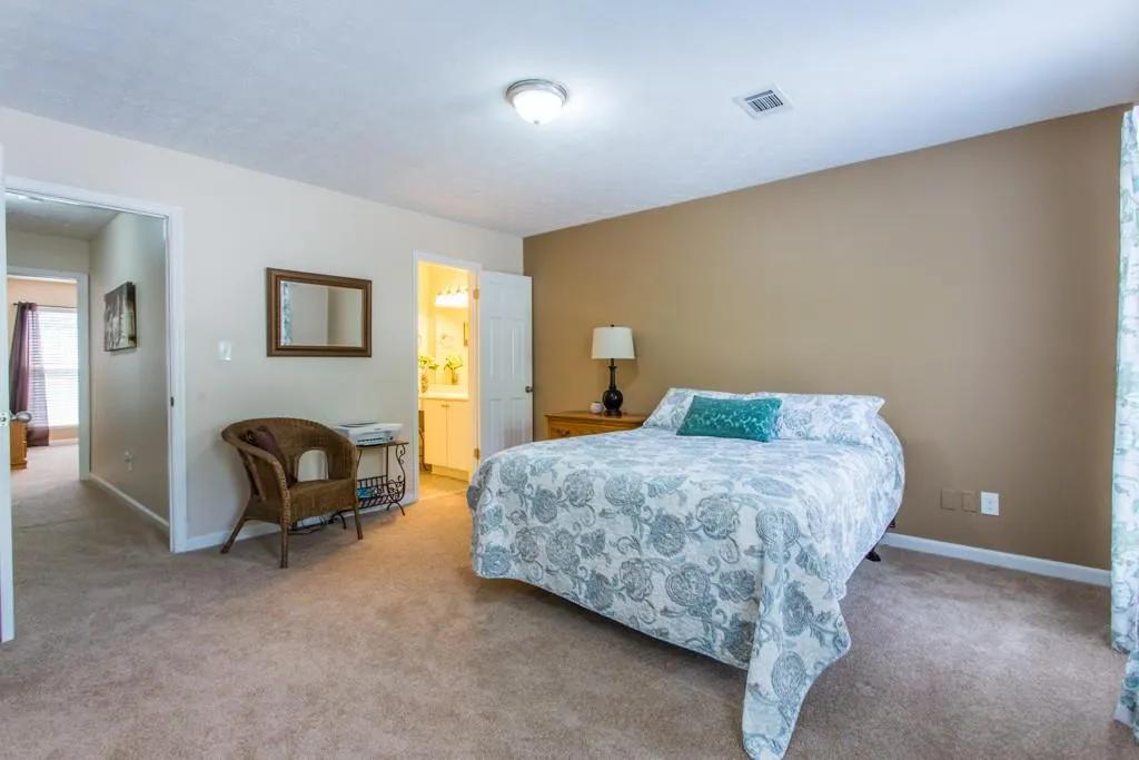 105 N River Drive Unit C, Sandy Springs, Georgia 30350, 2 Bedrooms Bedrooms, ,2 BathroomsBathrooms,Residential,Sold,105 N River Drive Unit C,6558937