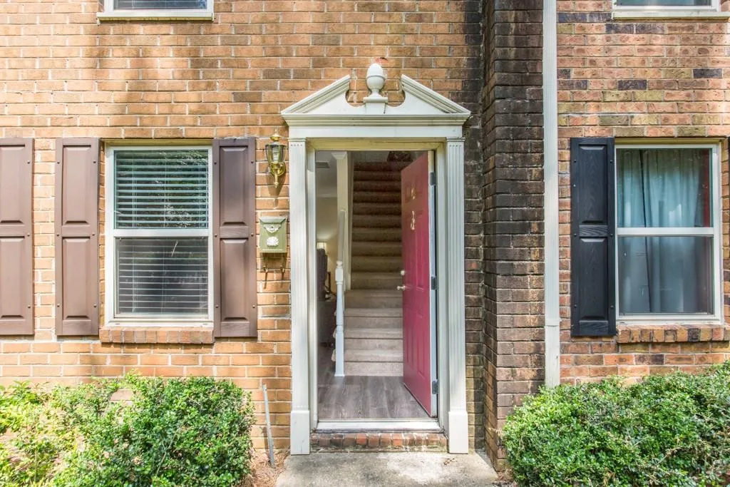 105 N River Drive Unit C, Sandy Springs, Georgia 30350, 2 Bedrooms Bedrooms, ,2 BathroomsBathrooms,Residential,Sold,105 N River Drive Unit C,6558937