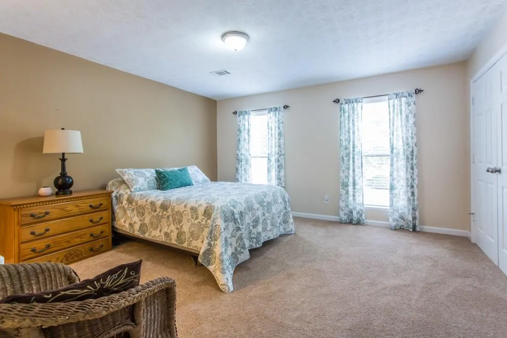 105 N River Drive Unit C, Sandy Springs, Georgia 30350, 2 Bedrooms Bedrooms, ,2 BathroomsBathrooms,Residential,Sold,105 N River Drive Unit C,6558937