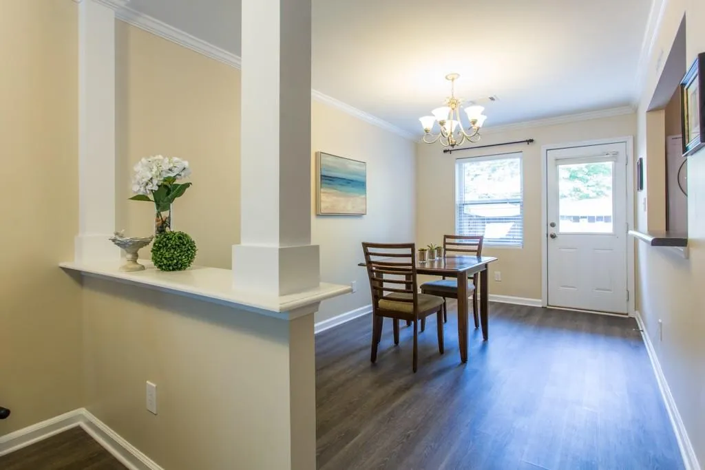 105 N River Drive Unit C, Sandy Springs, Georgia 30350, 2 Bedrooms Bedrooms, ,2 BathroomsBathrooms,Residential,Sold,105 N River Drive Unit C,6558937