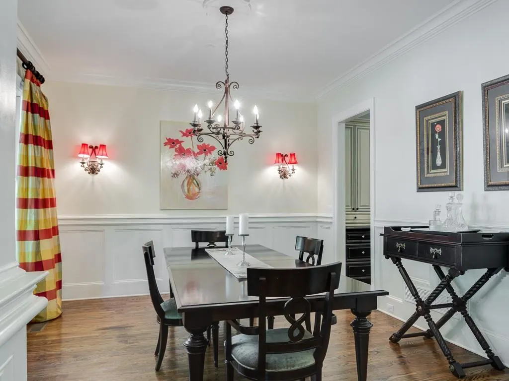 1901 Walthall Drive Nw, Atlanta, Georgia 30318, 5 Bedrooms Bedrooms, ,5 BathroomsBathrooms,Residential,Sold,1901 Walthall Drive Nw,5673688