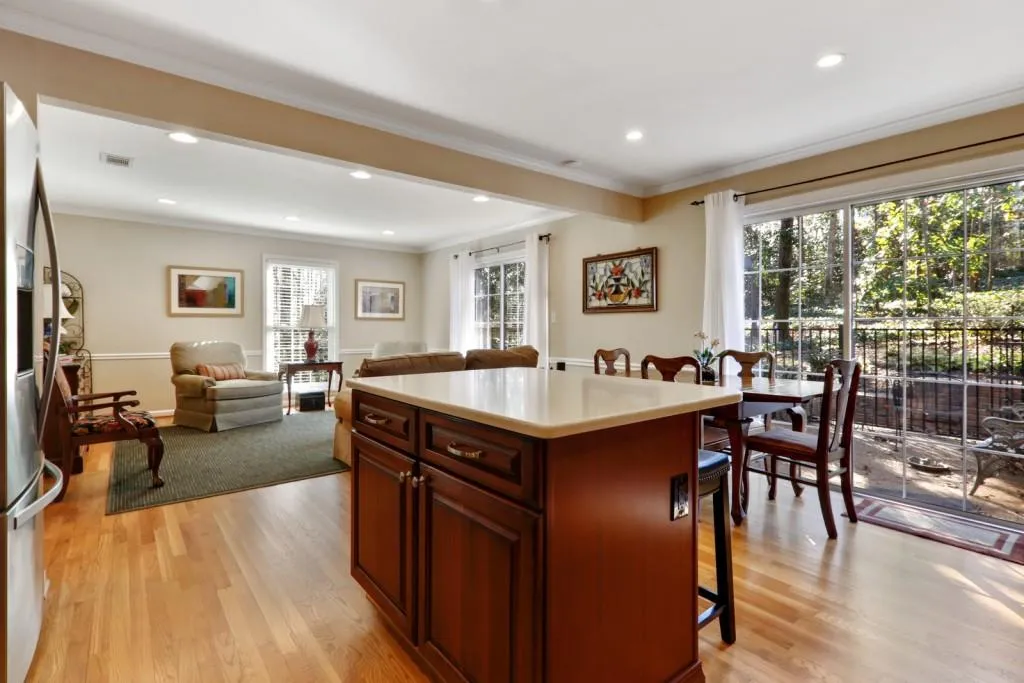 340 The Chace, Atlanta, Georgia 30328, 3 Bedrooms Bedrooms, ,2 BathroomsBathrooms,Residential,Sold,340 The Chace,6849816