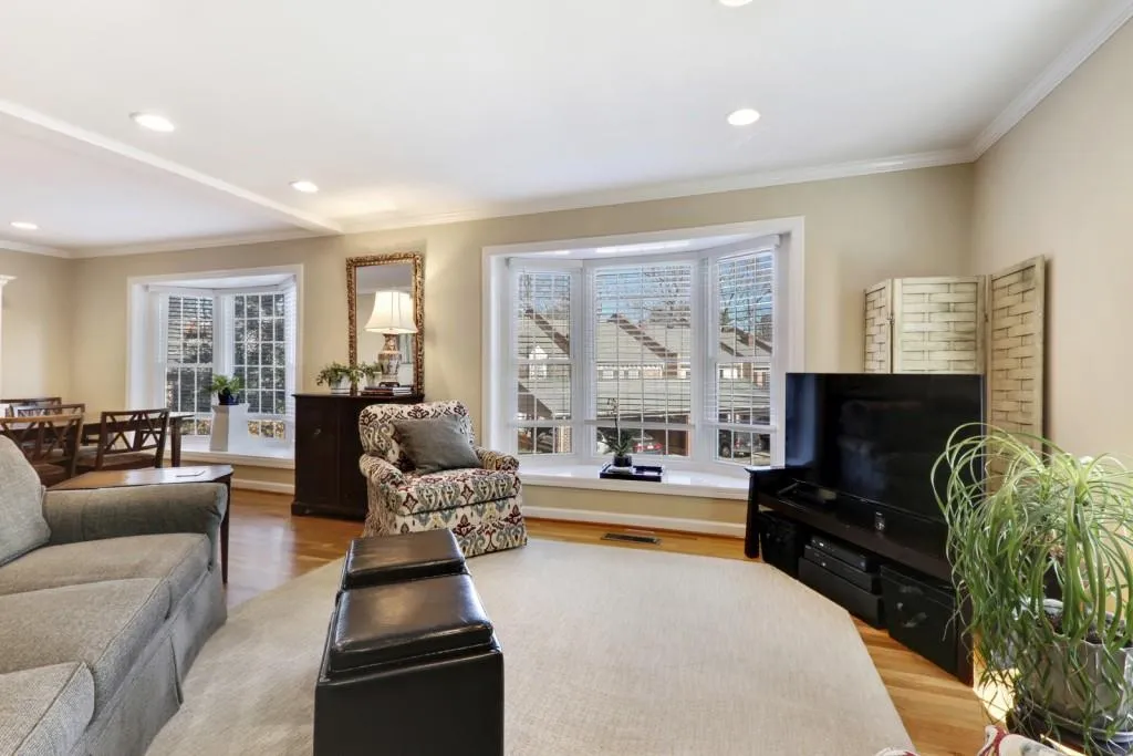 340 The Chace, Atlanta, Georgia 30328, 3 Bedrooms Bedrooms, ,2 BathroomsBathrooms,Residential,Sold,340 The Chace,6849816