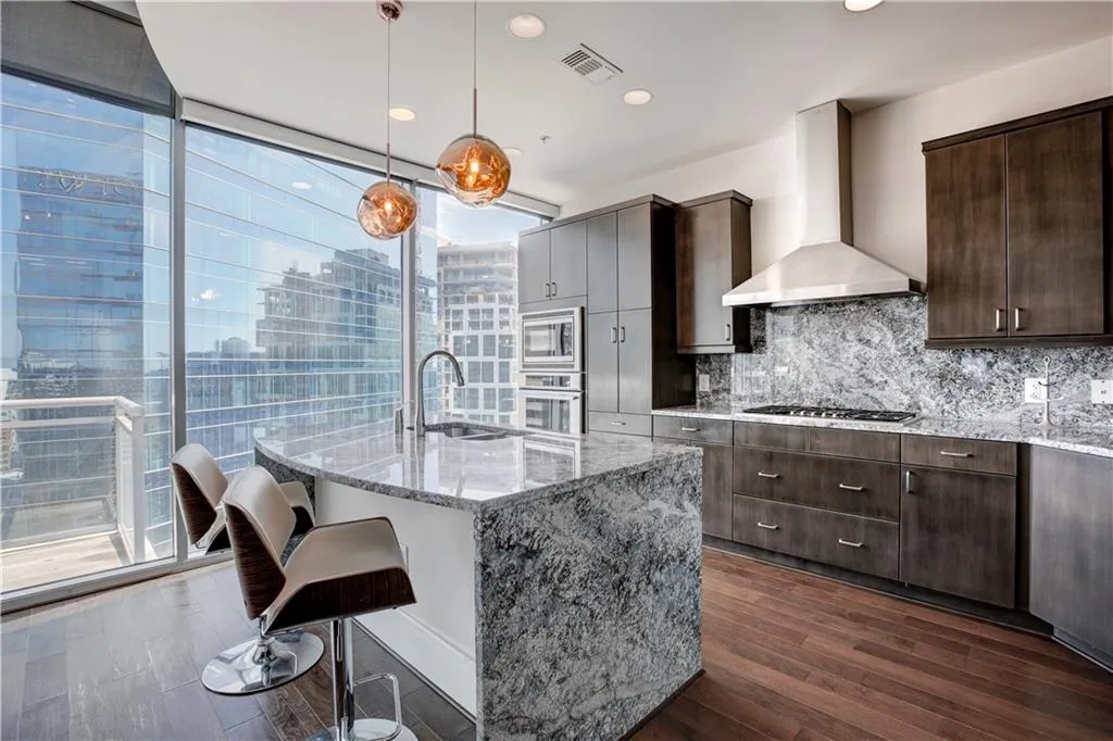 1065 Peachtree Street Ne Unit 3201, Atlanta, Georgia 30309, 1 Bedroom Bedrooms, ,1 BathroomBathrooms,Residential,For Sale,1065 Peachtree Street Ne Unit 3201,7674401