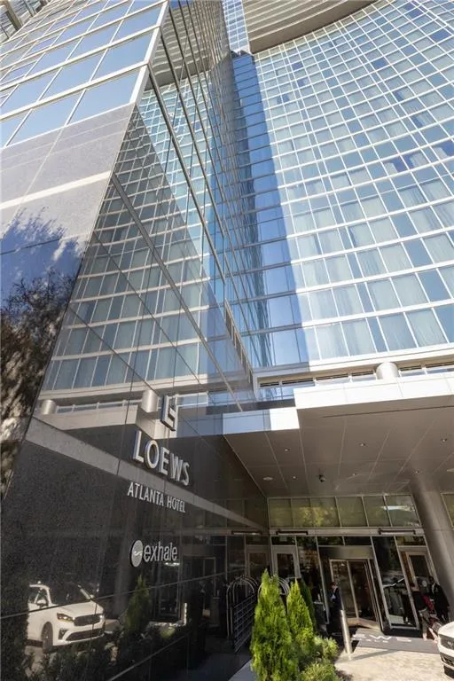 1065 Peachtree Street Ne Unit 3201, Atlanta, Georgia 30309, 1 Bedroom Bedrooms, ,1 BathroomBathrooms,Residential,For Sale,1065 Peachtree Street Ne Unit 3201,7674401