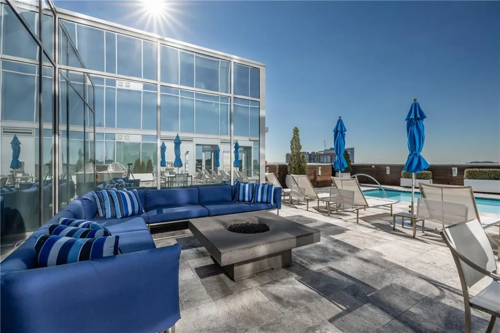 1065 Peachtree Street Ne Unit 3201, Atlanta, Georgia 30309, 1 Bedroom Bedrooms, ,1 BathroomBathrooms,Residential,For Sale,1065 Peachtree Street Ne Unit 3201,7674401