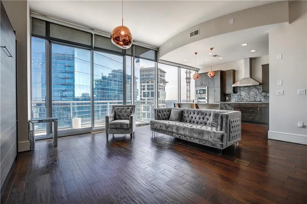 1065 Peachtree Street Ne Unit 3201, Atlanta, Georgia 30309, 1 Bedroom Bedrooms, ,1 BathroomBathrooms,Residential,For Sale,1065 Peachtree Street Ne Unit 3201,7674401