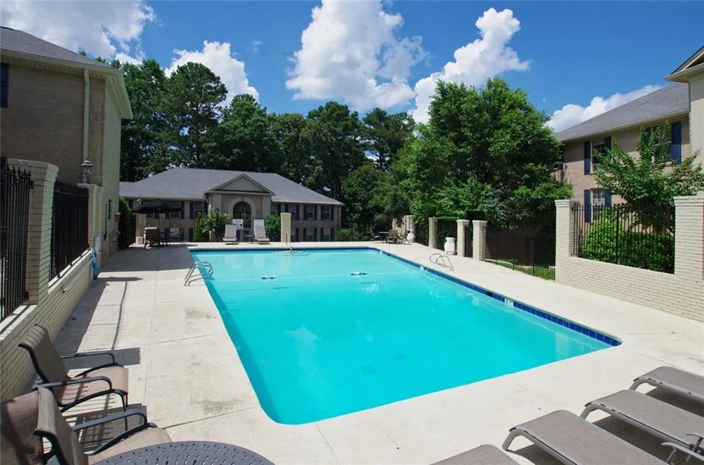 750 Dalrymple Road Unit C2, Atlanta, Georgia 30328, 3 Bedrooms Bedrooms, ,2 BathroomsBathrooms,Residential,Sold,750 Dalrymple Road Unit C2,6012132