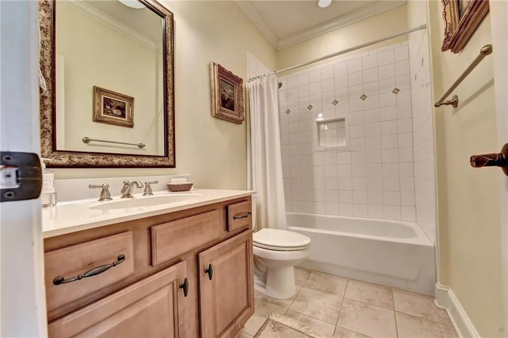 925 Boudreau Court, Atlanta, Georgia 30328, 3 Bedrooms Bedrooms, ,3 BathroomsBathrooms,Residential,Sold,925 Boudreau Court,6867995