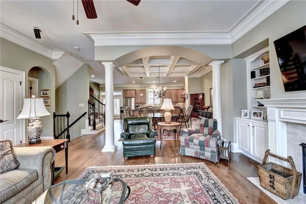 925 Boudreau Court, Atlanta, Georgia 30328, 3 Bedrooms Bedrooms, ,3 BathroomsBathrooms,Residential,Sold,925 Boudreau Court,6867995