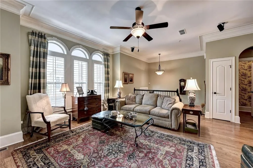 925 Boudreau Court, Atlanta, Georgia 30328, 3 Bedrooms Bedrooms, ,3 BathroomsBathrooms,Residential,Sold,925 Boudreau Court,6867995