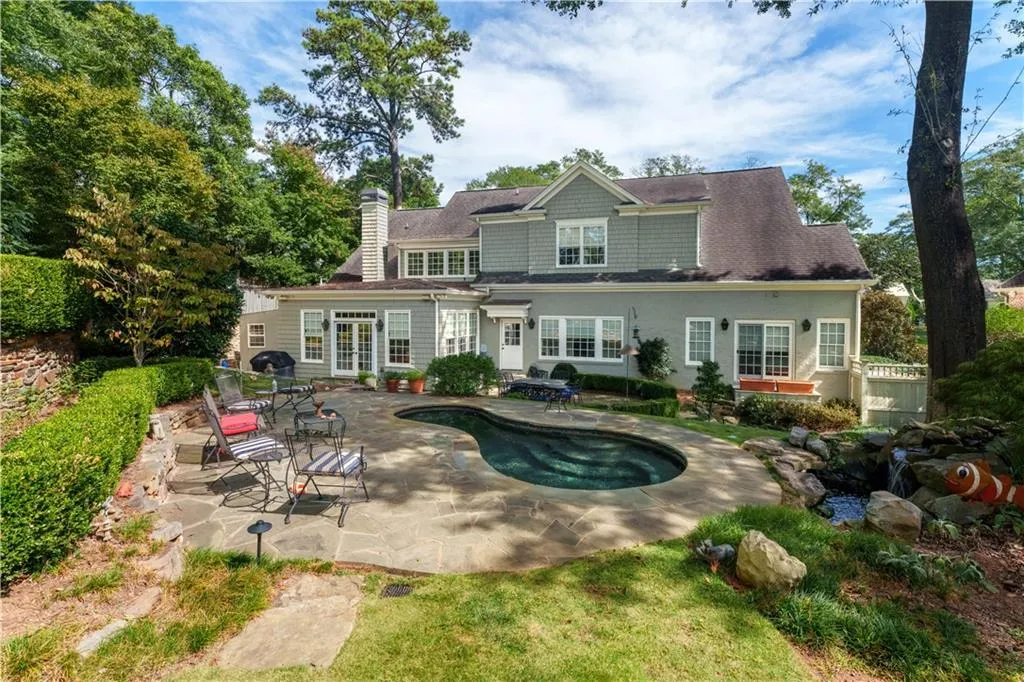2394 Montview Drive Nw, Atlanta, Georgia 30305, 5 Bedrooms Bedrooms, 0 ,3 BathroomsBathrooms,Residential,For Sale,2394 Montview Drive Nw,7710480